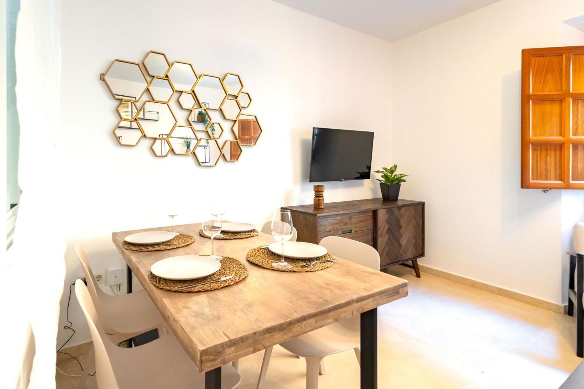 Apartment Charming 2 Bedroom At San Marcos Plaza By Ocityzen Sevilla