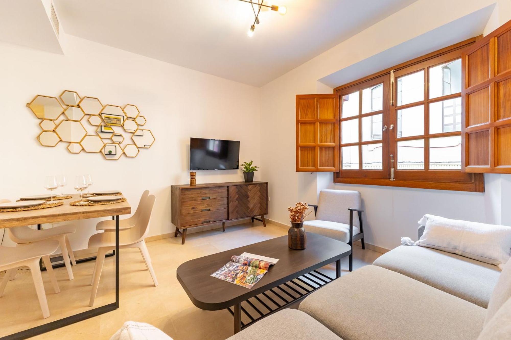 Charming 2 Bedroom At San Marcos Plaza By Ocityzen Apartment Sevilla